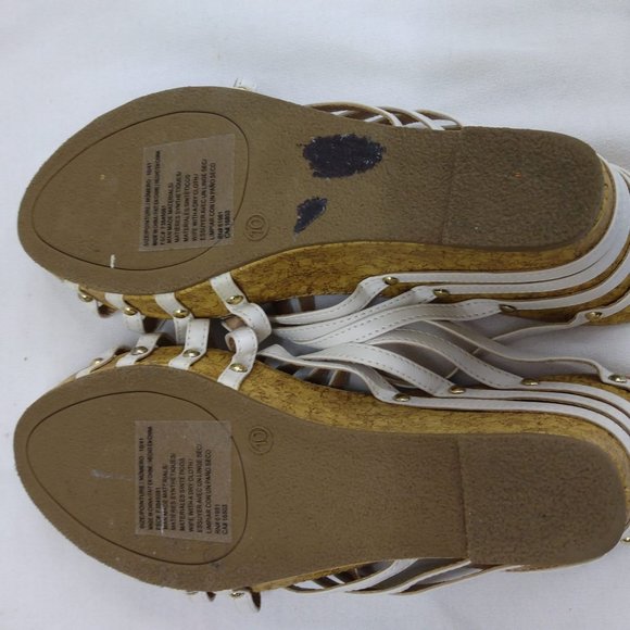 Size 10 Forever Selected By Paula Abdul  3in. Wedge Heel Sandals - Picture 5 of 6